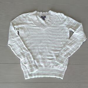 GAP V-Neck Women's Light Gray/Grey/Green Striped Sweater Small S